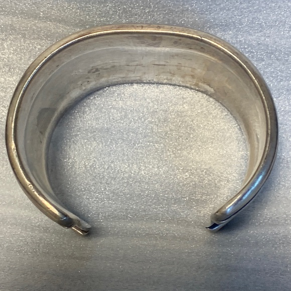 Vintage Navajo Heishi Shell Turquoise Cuff Bracelet - Picture 7 of 8